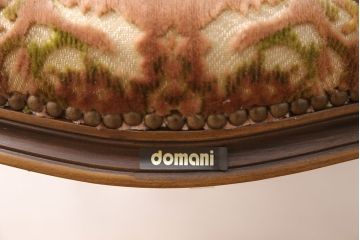 中古　美品　カリモク家具(karimoku)　domani(ドマーニ)　LouisXV(ルイXV)シリーズ　金華山張りのファブリックが高級感をエレガントな雰囲気を高めるダイニングチェア(定価約20万円)(R-050929)