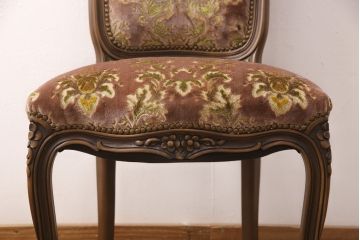 中古　美品　カリモク家具(karimoku)　domani(ドマーニ)　LouisXV(ルイXV)シリーズ　金華山張りのファブリックが高級感をエレガントな雰囲気を高めるダイニングチェア(定価約20万円)(R-050932)