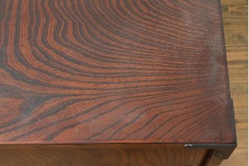 中古　美品　岩谷堂箪笥　菊幸作　ケヤキ材　左右対称の杢目が目を引くローボード(テレビボード、テレビ台、リビングボード)(R-050940)