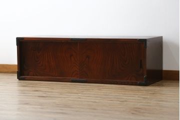 中古　美品　岩谷堂箪笥　菊幸作　ケヤキ材　左右対称の杢目が目を引くローボード(テレビボード、テレビ台、リビングボード、収納棚)(R-050941)