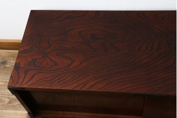 中古　美品　岩谷堂箪笥　菊幸作　ケヤキ材　左右対称の杢目が目を引くローボード(テレビボード、テレビ台、リビングボード、収納棚)(R-050941)
