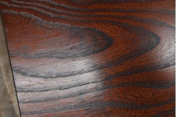 中古　美品　岩谷堂箪笥　菊幸作　ケヤキ材　左右対称の杢目が目を引くローボード(テレビボード、テレビ台、リビングボード、収納棚)(R-050941)
