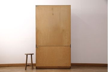 デンマークヴィンテージ　SOBORG MOBLER(ソボーモブラー)社　ボーエ・モーエンセン　チーク材・ローズウッド材　北欧家具らしいシンプルさが魅力のキャビネット(収納棚、戸棚、ビンテージ)(R-050947)