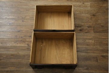 和製アンティーク　前面ケヤキ材　お部屋に取り入れやすい幅狭のサイズが魅力的な仙台箪笥　(R-050963)