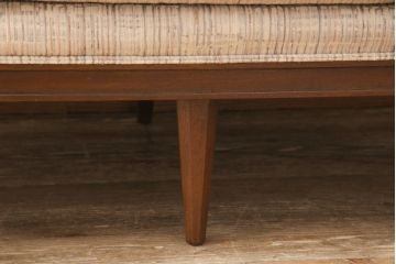 中古　DREXEL HERITAGE(ドレクセルヘリテイジ)　Upholstery(アップホルスタリー)　ワンランク上の上質なお部屋作りにぴったりの3人掛けソファ(アームソファ、3P)(R-050966)