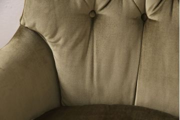 中古　DREXEL HERITAGE(ドレクセルヘリテイジ)　くすみがかったグリーンカラーが落ち着いた雰囲気を醸し出すイージーチェア(1人掛けソファ)(定価約50万円)(R-050967)