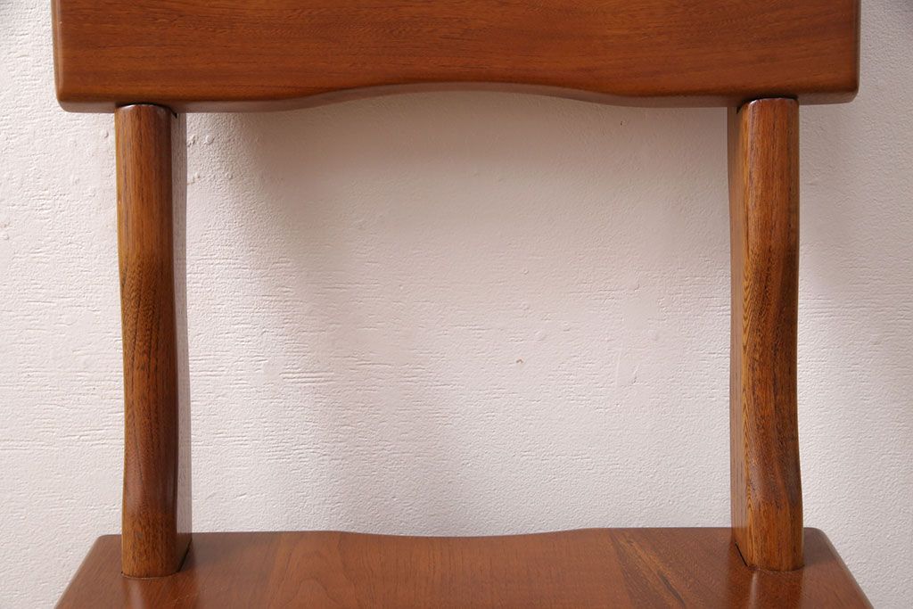 中古　伝統木芸士　石橋武士作　ケヤキ材　上質な和の空間づくりに活躍する1人掛けベンチ(チェア・椅子)(定価7万8千円)(R-050970)