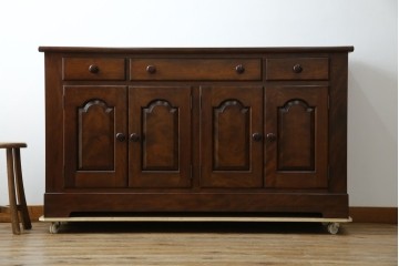 中古　美品　松本民芸家具　和・洋どちらの空間にも合わせやすいシックなサイドボード　(R-050977)