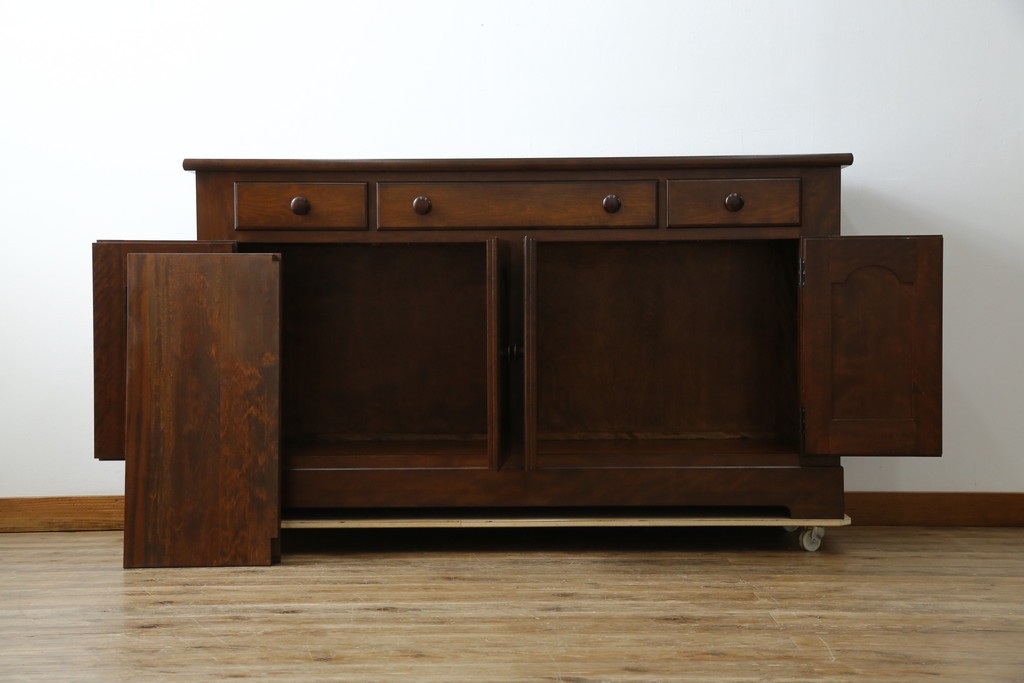 中古　美品　松本民芸家具　和・洋どちらの空間にも合わせやすいシックなサイドボード　(R-050977)