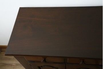 中古　美品　松本民芸家具　和・洋どちらの空間にも合わせやすいシックなサイドボード　(R-050977)