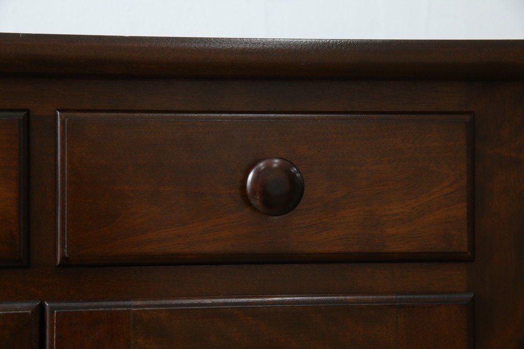 中古　美品　松本民芸家具　和・洋どちらの空間にも合わせやすいシックなサイドボード　(R-050977)