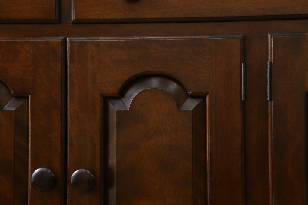 中古　美品　松本民芸家具　和・洋どちらの空間にも合わせやすいシックなサイドボード　(R-050977)