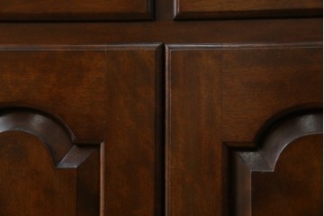 中古　美品　松本民芸家具　和・洋どちらの空間にも合わせやすいシックなサイドボード　(R-050977)