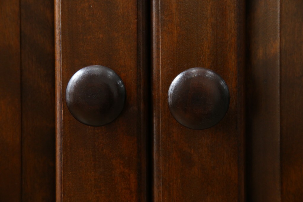 中古　美品　松本民芸家具　和・洋どちらの空間にも合わせやすいシックなサイドボード　(R-050977)