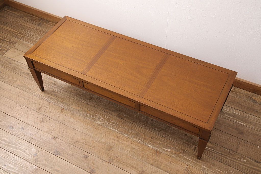 中古　美品　マホガニー材　DREXEL HERITAGE(ドレクセルヘリテイジ)　Triune(トライユン)　カクテルテーブル(センターテーブル、リビングテーブル)(定価約21万円)(R-050981)