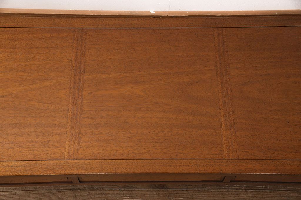 中古　美品　マホガニー材　DREXEL HERITAGE(ドレクセルヘリテイジ)　Triune(トライユン)　カクテルテーブル(センターテーブル、リビングテーブル)(定価約21万円)(R-050981)