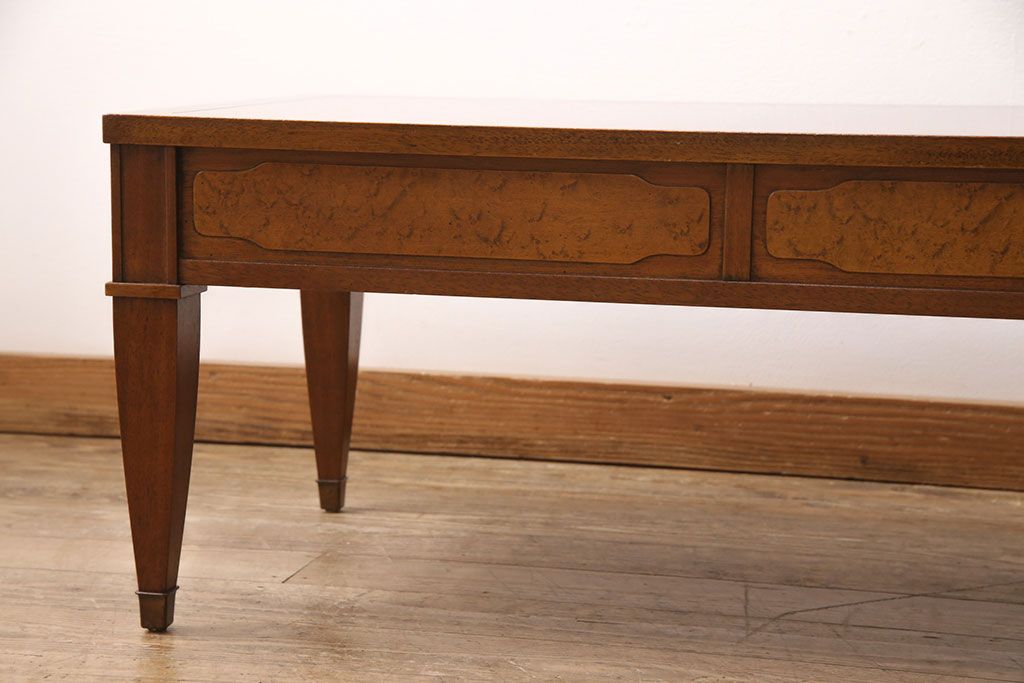 中古　美品　マホガニー材　DREXEL HERITAGE(ドレクセルヘリテイジ)　Triune(トライユン)　カクテルテーブル(センターテーブル、リビングテーブル)(定価約21万円)(R-050981)