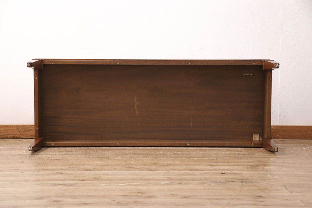 中古　美品　マホガニー材　DREXEL HERITAGE(ドレクセルヘリテイジ)　Triune(トライユン)　カクテルテーブル(センターテーブル、リビングテーブル)(定価約21万円)(R-050981)