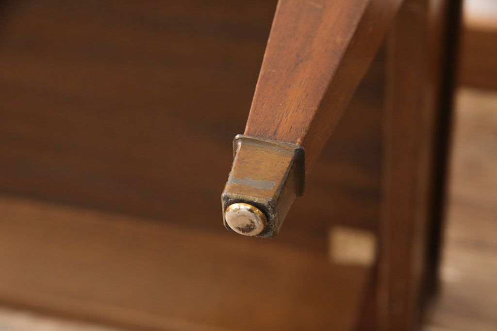 中古　美品　マホガニー材　DREXEL HERITAGE(ドレクセルヘリテイジ)　Triune(トライユン)　カクテルテーブル(センターテーブル、リビングテーブル)(定価約21万円)(R-050981)