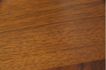 中古　美品　DREXEL HERITAGE(ドレクセルヘリテイジ)　FRANCESCA(フランチェスカ)シリーズ　優美な佇まいの電話台(サイドテーブル、ナイトテーブル、エンドテーブル)(定価約30万円)(R-050982)