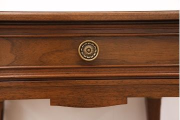 中古　美品　DREXEL HERITAGE(ドレクセルヘリテイジ)　FRANCESCA(フランチェスカ)シリーズ　優美な佇まいの電話台(サイドテーブル、ナイトテーブル、エンドテーブル)(定価約30万円)(R-050982)