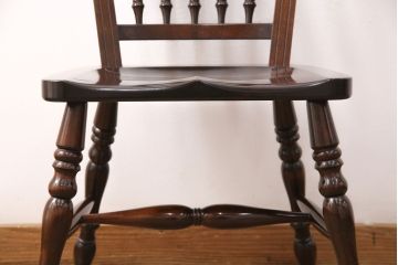 中古　美品　松本民芸家具　クラシカルなダイニングづくりにぴったりの安川式スピンドルチェア(ダイニングチェア、椅子)(R-050985)