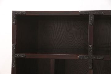 中古　超美品　特注　岩谷堂箪笥　シンプルながらもどこか威厳を漂わせる収納棚(マス目棚、本棚、レコードラック)(R-050988)