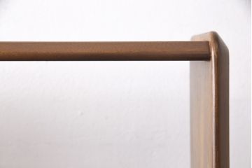 ヴィンテージ家具　イギリスビンテージ　G-PLAN(ジープラン)　BBシリーズ　黒と木の色合いが格好良いルームディバイダー(飾り棚、間仕切り)(R-050990)