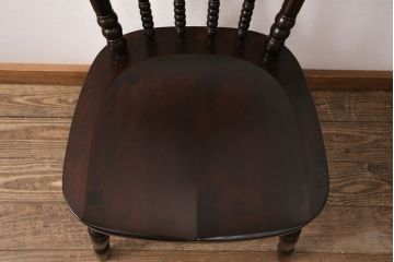 中古　松本民芸家具　16型スピンドルチェア　ゆったりと座れるダイニングチェア(板座チェア、椅子)(R-050992)