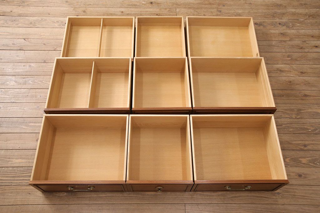 中古　美品　DREXEL HERITAGE(ドレクセルヘリテイジ)　Triune(トライユン)　気品あふれる佇まいが魅力のマホガニー材製サイドボード(チェスト、引き出し)(定価約70万円)(R-050995)