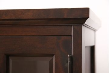 中古　北海道民芸家具　脚または台輪を付けてリメイク!品のある佇まいのキャビネット(食器棚、飾り棚、収納棚)(R-050996)