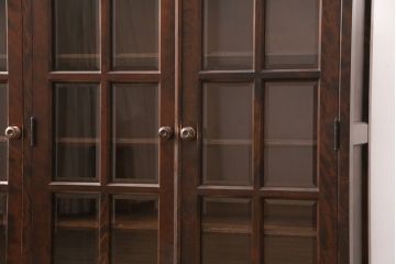 中古　北海道民芸家具　脚または台輪を付けてリメイク!品のある佇まいのキャビネット(食器棚、飾り棚、収納棚)(R-050996)