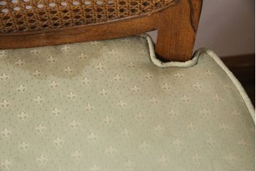 中古　DREXEL HERITAGE(ドレクセルヘリテイジ)　メッシュの背もたれが軽やかな印象を放つダイニングチェア4脚セット(イス、椅子)(定価約120万円)(R-050998)