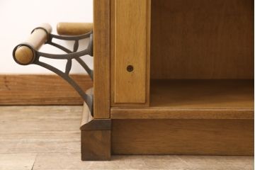中古　カリモク家具(karimoku)　希少モデル!アンティーク風のバーカウンターセット(収納棚、キャビネット、店舗什器)(R-051007)