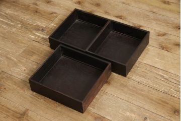 和製アンティーク　指物家具　紫檀(シタン)無垢材　独特な模様がアジアン風な雰囲気を演出する時代飾り棚(茶棚、収納棚、戸棚)(R-051012)
