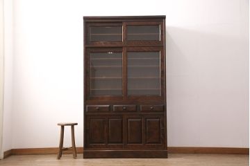 中古　北海道民芸家具　レトロモダンな空間づくりにおすすめのキャビネット(カップボード、食器棚、収納棚)(R-051019)