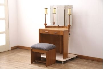 イギリスヴィンテージ　E.GOMME社　オーク材　希少品!レトロな照明付きのビンテージドレッサー&スツールセット(化粧台、三面鏡、鏡台、イス、椅子)(R-051033)