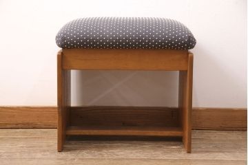 イギリスヴィンテージ　E.GOMME社　オーク材　希少品!レトロな照明付きのビンテージドレッサー&スツールセット(化粧台、三面鏡、鏡台、イス、椅子)(R-051033)