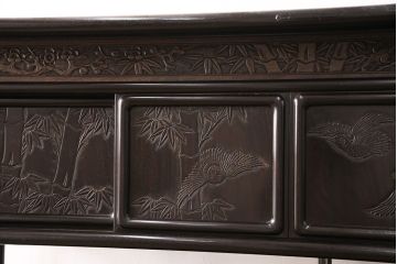 和製アンティーク　時代物　本シタン(紫檀)材　希少品!繊細な彫り装飾が見事な大型の飾り棚(茶棚、収納棚、戸棚)(R-051037)