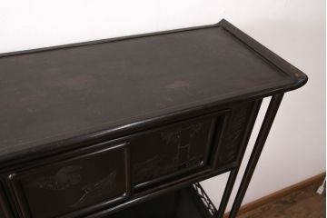和製アンティーク　時代物　本シタン(紫檀)材　希少品!繊細な彫り装飾が見事な大型の飾り棚(茶棚、収納棚、戸棚)(R-051037)