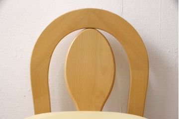 中古　IDC大塚家具　アベイル　バーズアイ(鳥眼杢)　メープル　温かみのある色合いと滑らかで美しい木肌がラグジュアリーな空間を演出するドレッサー、チェアセット(鏡台、姿見)(定価約24万円)(R-051043)