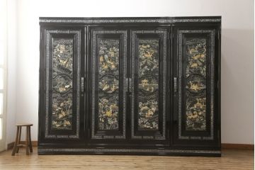 中古　最高級品　希少!豪華絢爛な装飾が存在感を放つ螺鈿細工のワードローブ(衣装タンス、収納棚、洋服タンス)(定価約500万円)(R-051045)