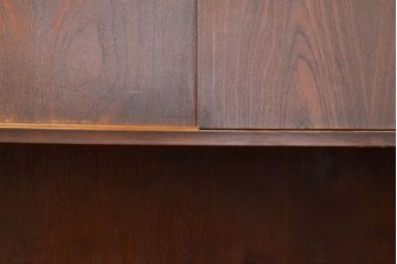 デンマークヴィンテージ　チーク材　北欧家具らしいスタイリッシュさが魅力のサイドボード(収納棚、戸棚、サイドキャビネット、ビンテージ)(R-051052)