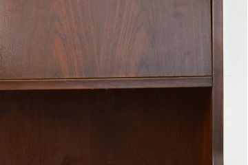 デンマークヴィンテージ　チーク材　北欧家具らしいスタイリッシュさが魅力のサイドボード(収納棚、戸棚、サイドキャビネット、ビンテージ)(R-051052)