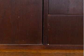 デンマークヴィンテージ　チーク材　北欧家具らしいスタイリッシュさが魅力のサイドボード(収納棚、戸棚、サイドキャビネット、ビンテージ)(R-051052)