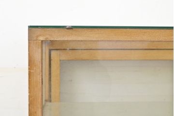 和製アンティーク　ナラ材の風合いが素敵な小振りのガラスケース(ショーケース、陳列棚、店舗什器)(R-051053)