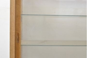 和製アンティーク　ナラ材の木肌がぬくもりを感じさせる、レトロなガラスケース(ショーケース、陳列棚、店舗什器)(R-051054)
