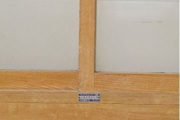 和製アンティーク　ナラ材の木肌がぬくもりを感じさせる、レトロなガラスケース(ショーケース、陳列棚、店舗什器)(R-051054)
