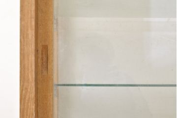 和製アンティーク　ナラ材の素朴な木肌がレトロな雰囲気を演出するガラスケース(収納棚、陳列棚、ショーケース)(R-051055)