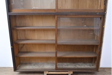 アンティーク家具　昭和中期　脚(台輪)付きリメイク　店舗什器としてもおすすめ!たっぷり収納できるキャビネット(収納棚、戸棚、飾り棚)(R-051057)